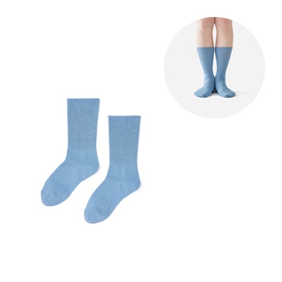 (3/6発売)締め付けないドライソックス クルー丈 22-24cm ブルー