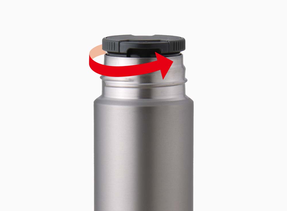 THERMOS サーモスチタン水筒