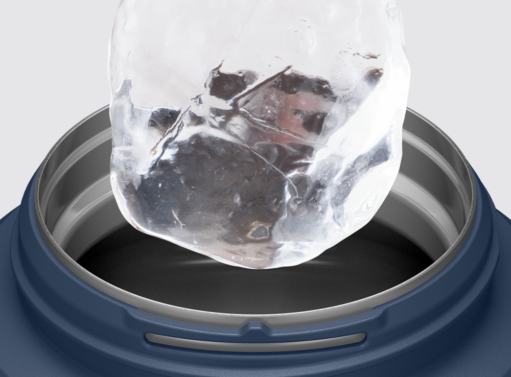氷が入るワイドな口径