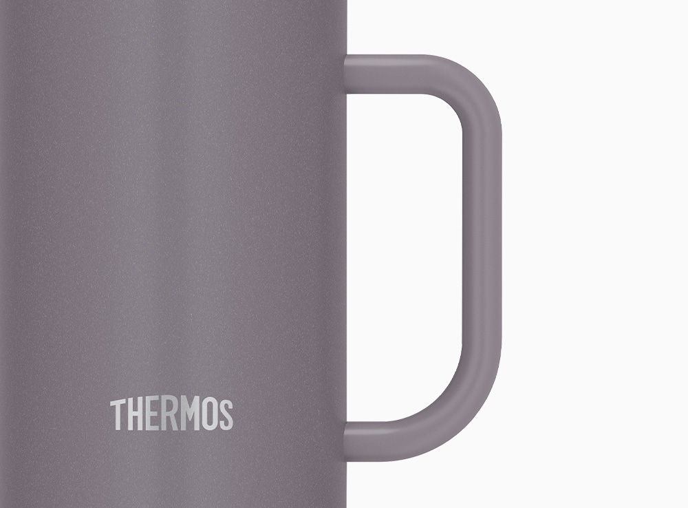 丈夫なハンドル付きで持ちやすい