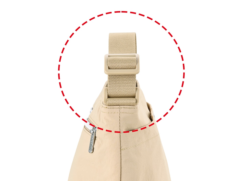 ショルダーの長さを変えられるアジャスター付き