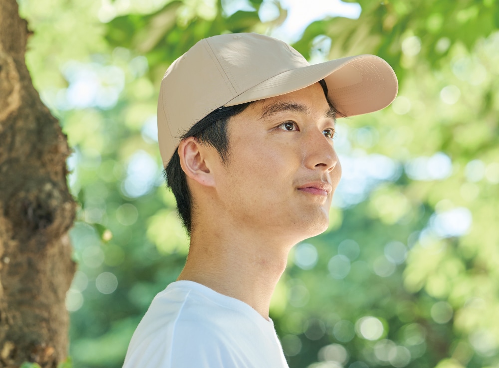 コンパクトで軽量、お出かけの際に持ち運びやすい