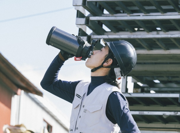 帽子やヘルメットをかぶったままでもOK
